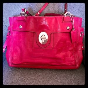 COACH Satchel Tote - Fuchsia croc